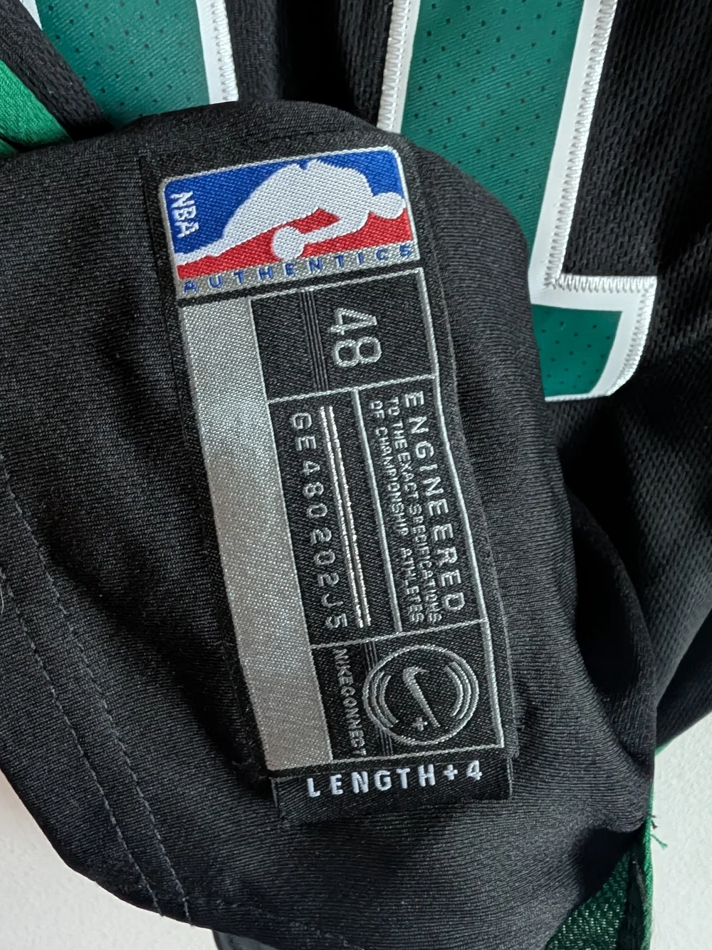 Kyrie Irving Boston Celtics Nike Swingman Jersey - Statement Edition - Black